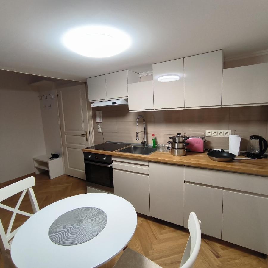 Lubert Apartmany S.R.O Praga Exterior foto