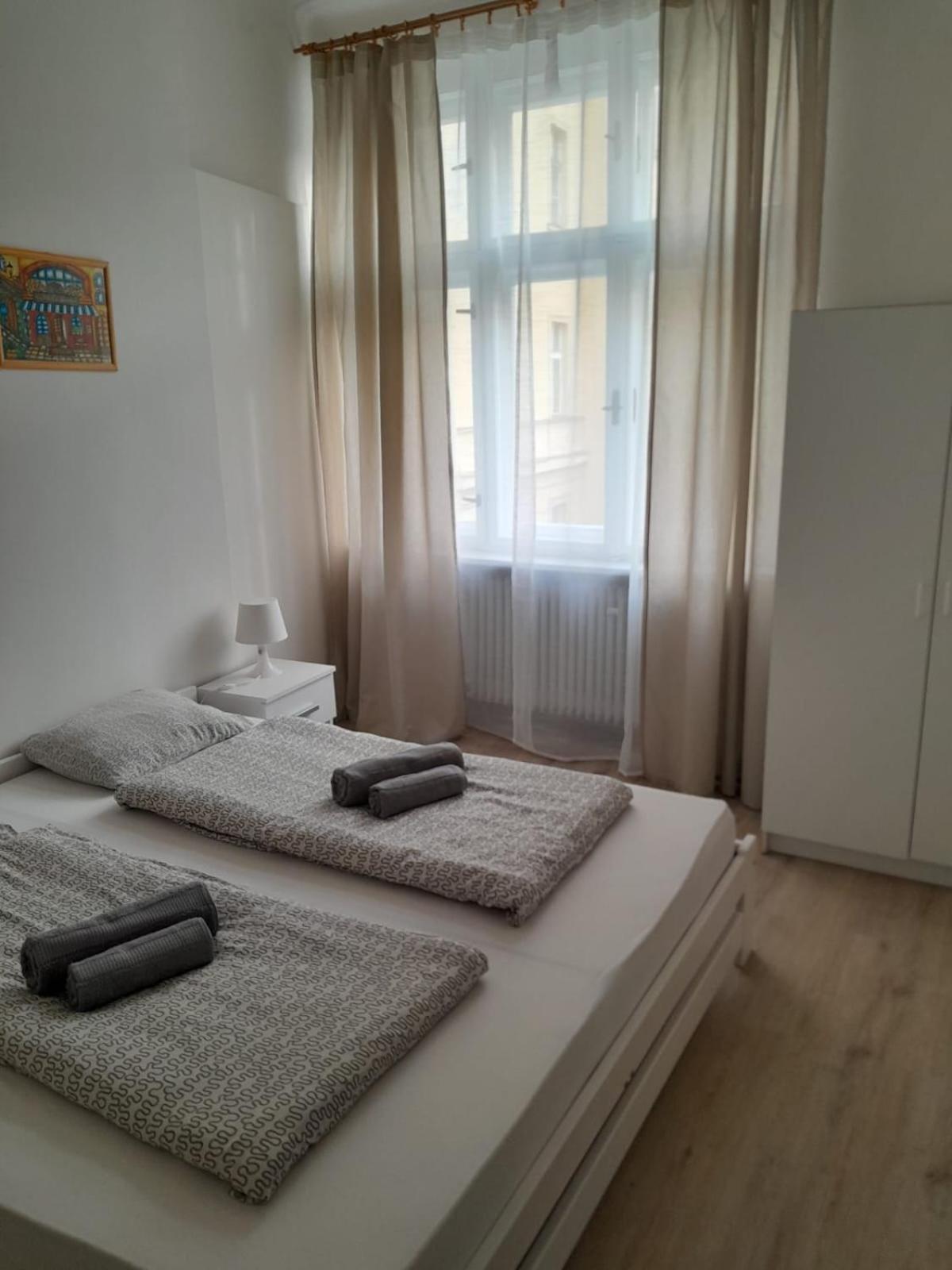 Lubert Apartmany S.R.O Praga Exterior foto